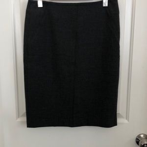 Loft grey pencil skirt size 4